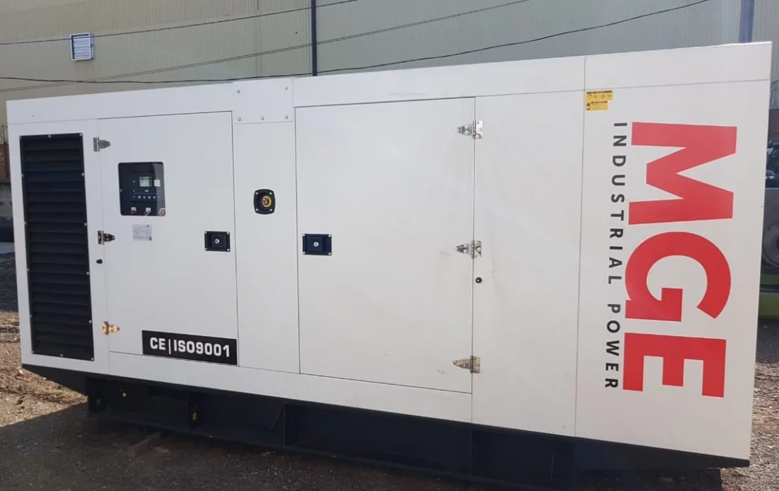 Дизельный генератор Doosan MGE 320-Т400 в кожухе